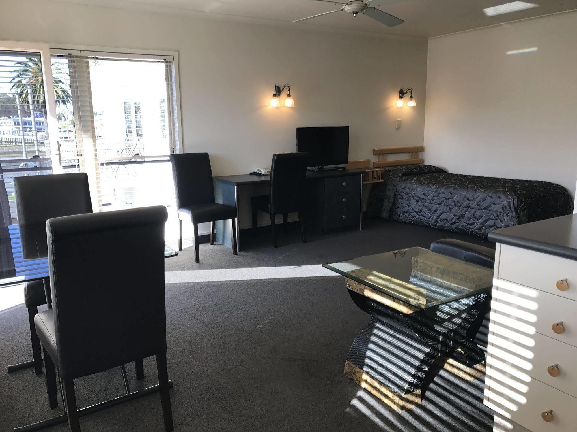 Pacific Harbour Motor Inn Gisborne Εξωτερικό φωτογραφία